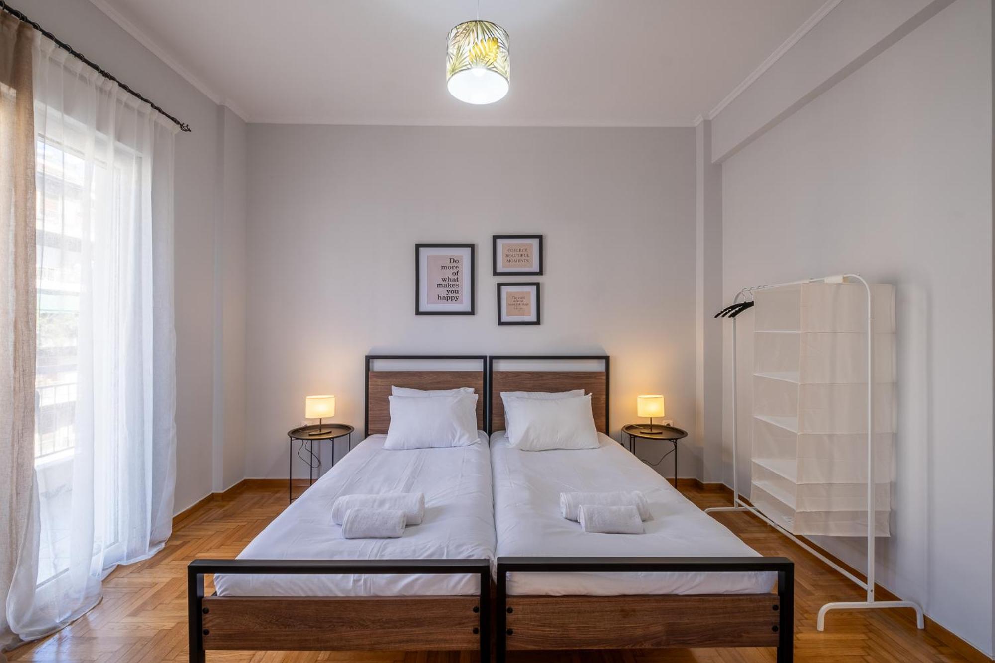 Lovely And Modern 3Bd Apartment Close To Ampelokipoi Metro Athén Kültér fotó