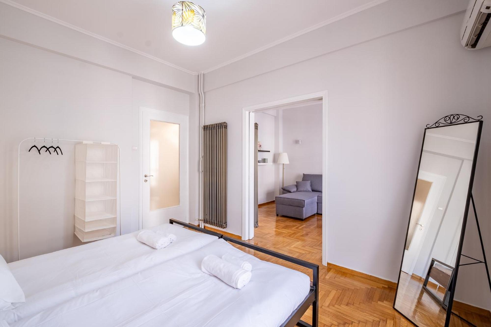 Lovely And Modern 3Bd Apartment Close To Ampelokipoi Metro Athén Kültér fotó